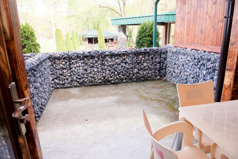 Etno Selo Bok Panzió Vrhpolje Kültér fotó
